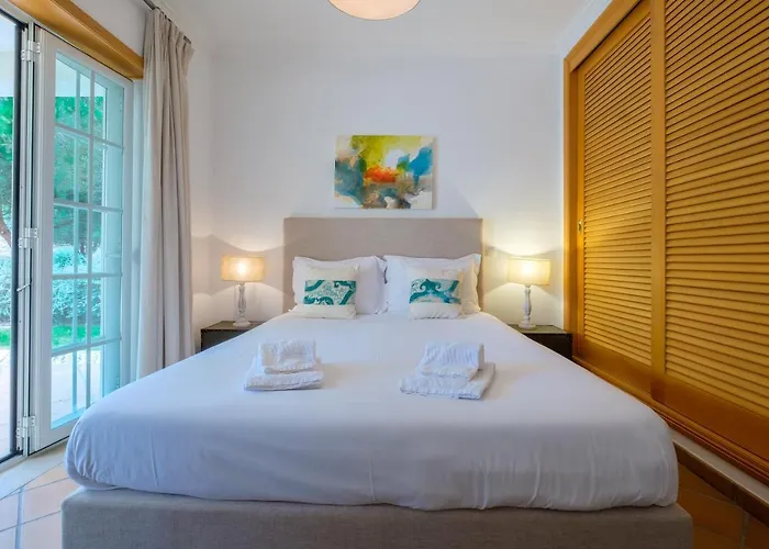 D. Sebastiao Townhouse *